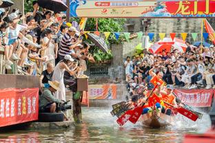 曼联官方祝朴智星43岁生日快乐，随队夺得10项冠军&贡献28球30助